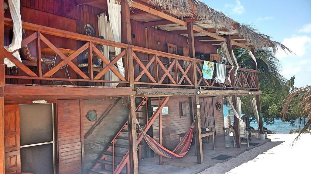 Coral Reef Beach Savaneta Exterior photo