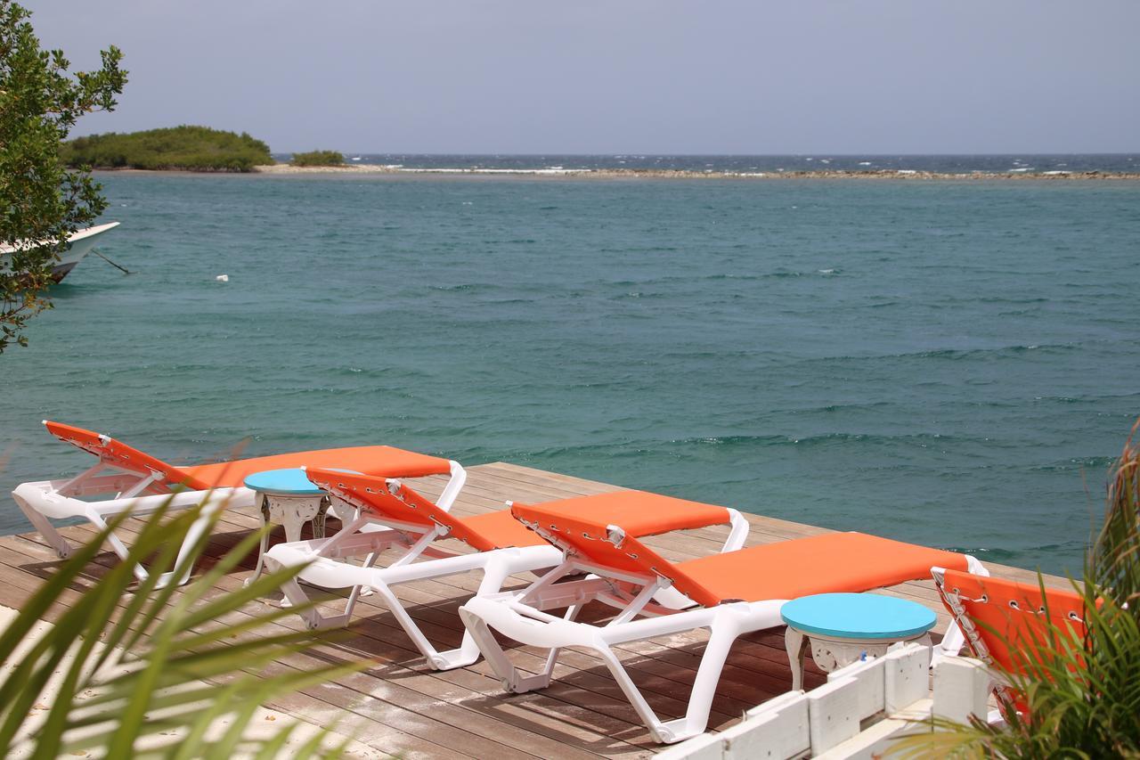 Coral Reef Beach Savaneta Exterior photo