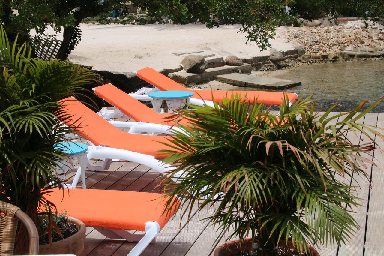 Coral Reef Beach Savaneta Exterior photo