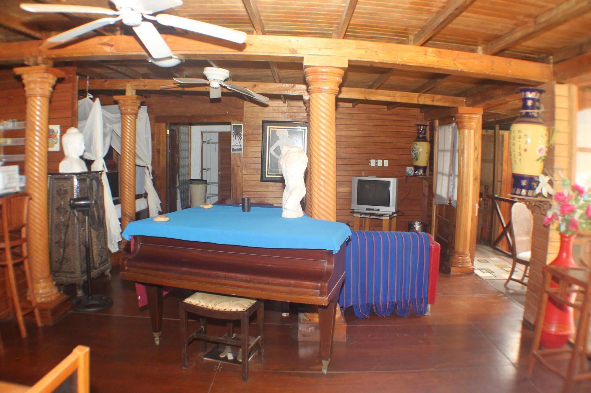 Coral Reef Beach Savaneta Exterior photo