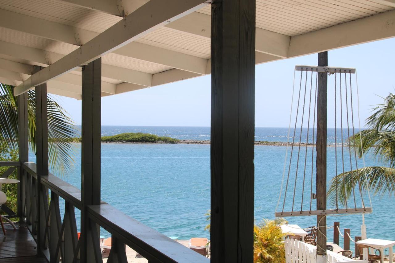 Coral Reef Beach Savaneta Exterior photo